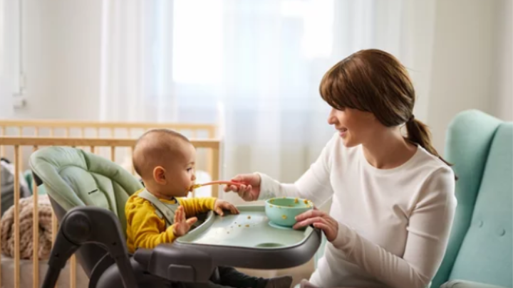 Highchair 101: When and How to Transition Your Baby