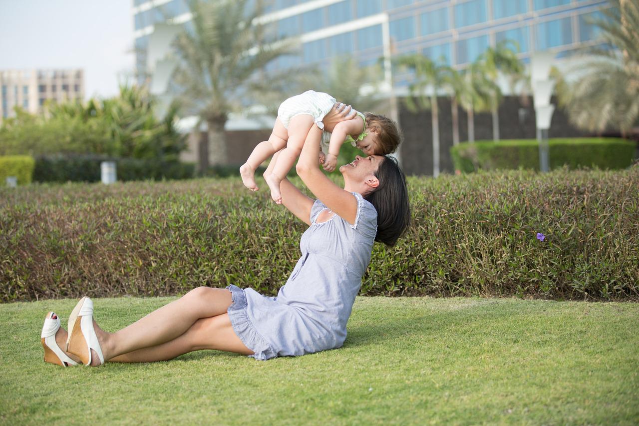 Keep baby's room cool in summer