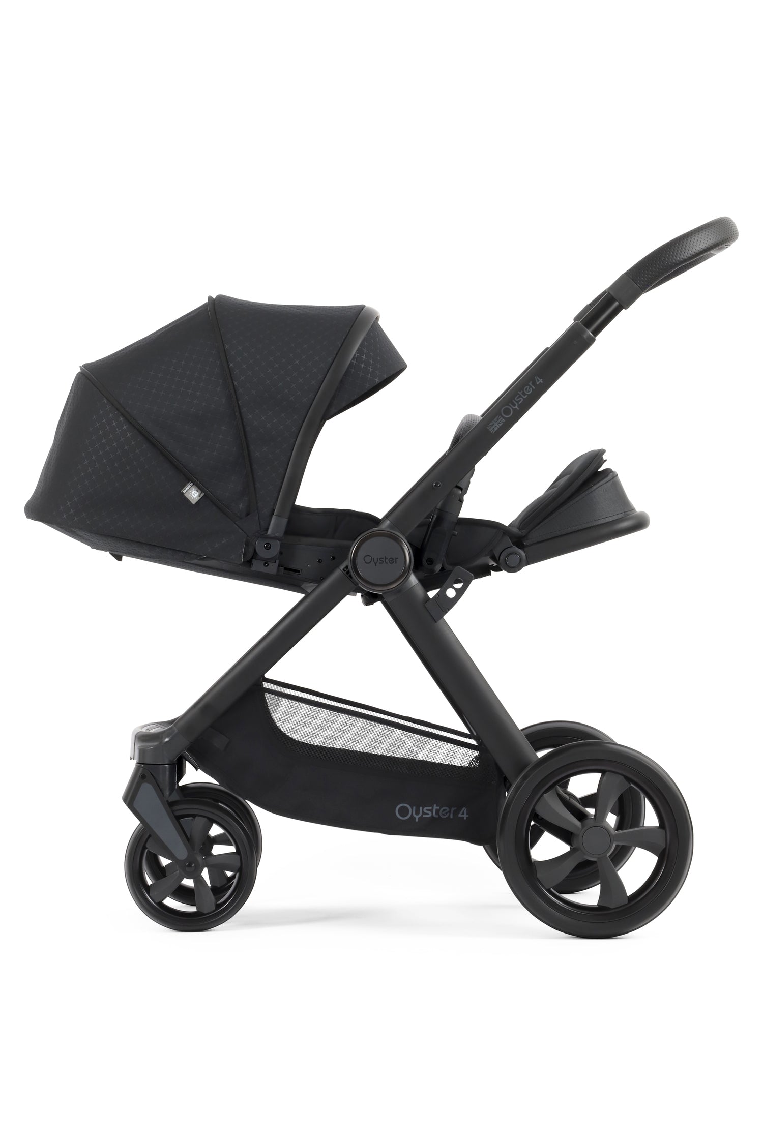 Babystyle Oyster 4 Essential 5 Piece Travel System Bundle - Raven