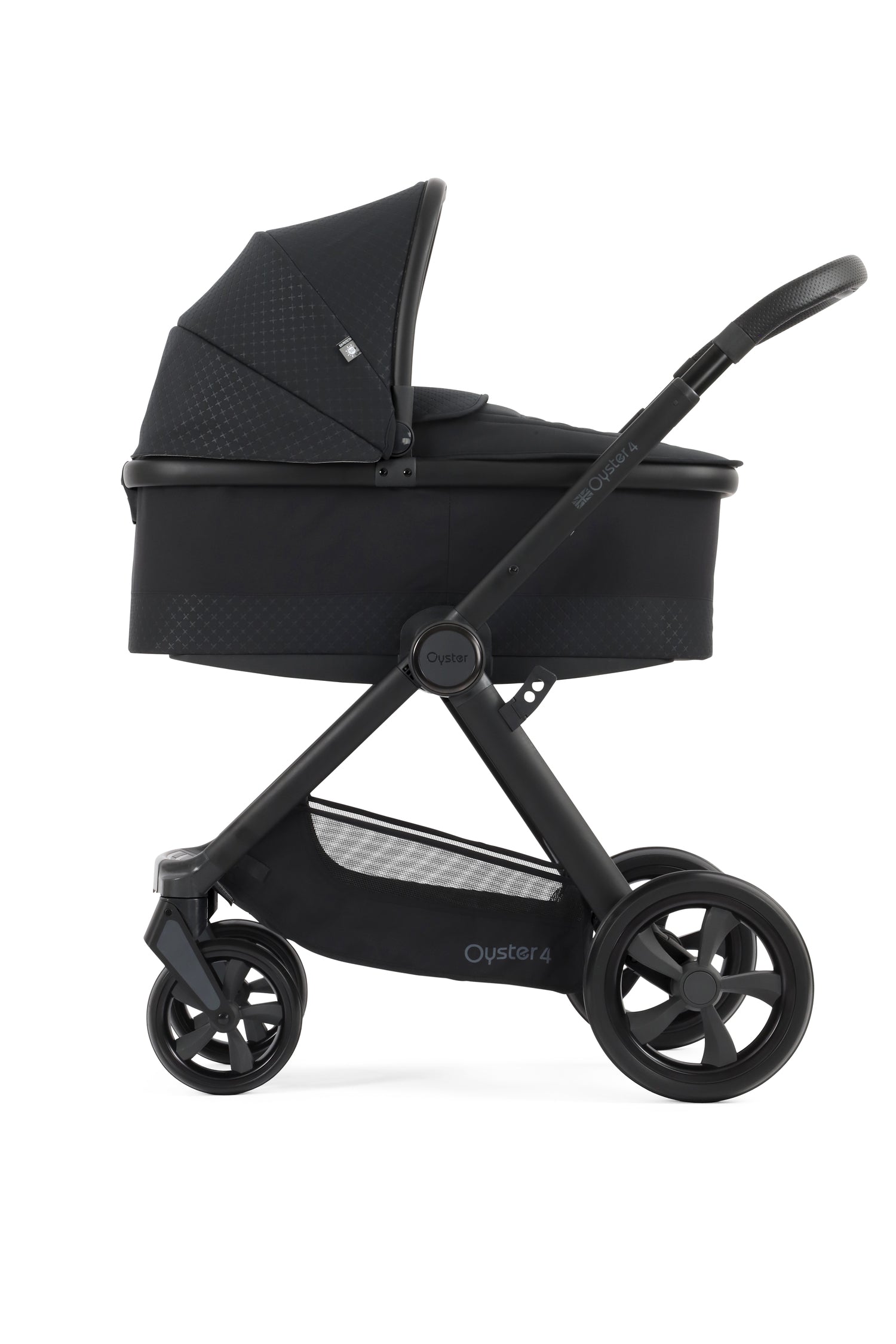 Babystyle Oyster 4 Luxury 7 Piece Travel System Bundle - Raven