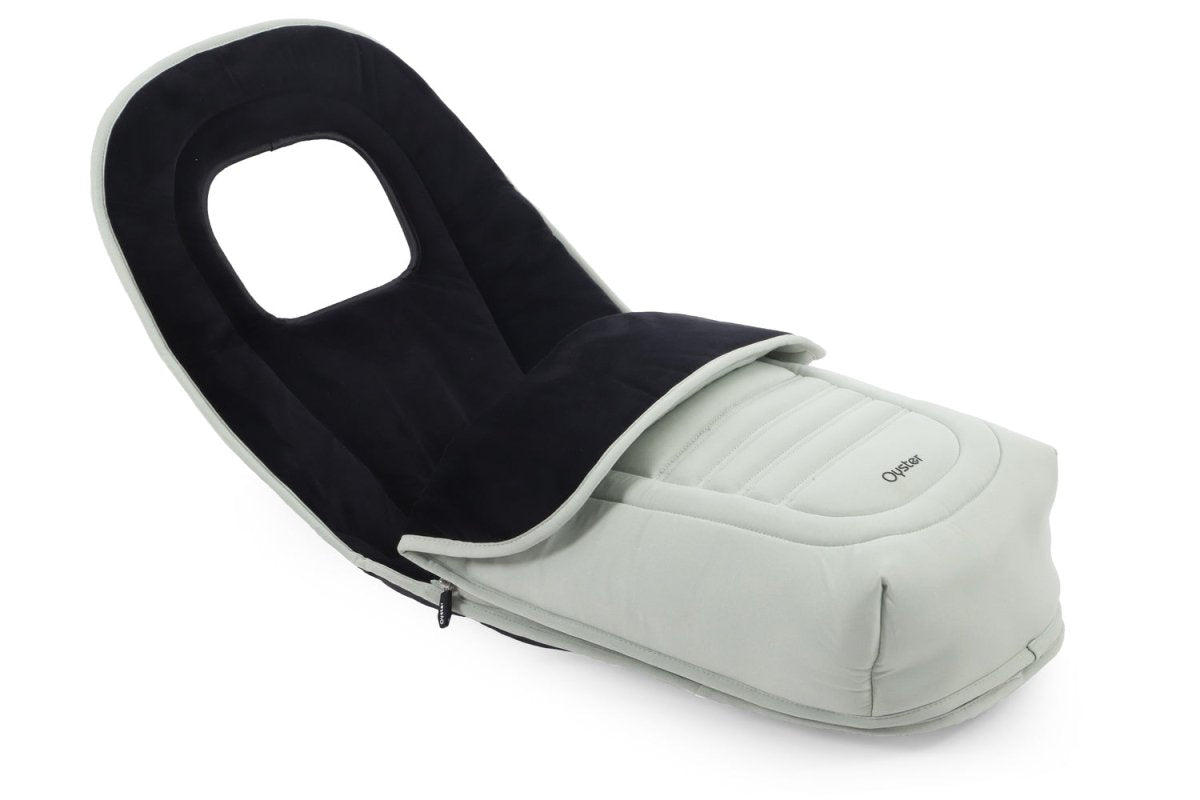 Babystyle Oyster 4 Ultimate 12 Piece Travel System Bundle - Pistachio - For Your Little One