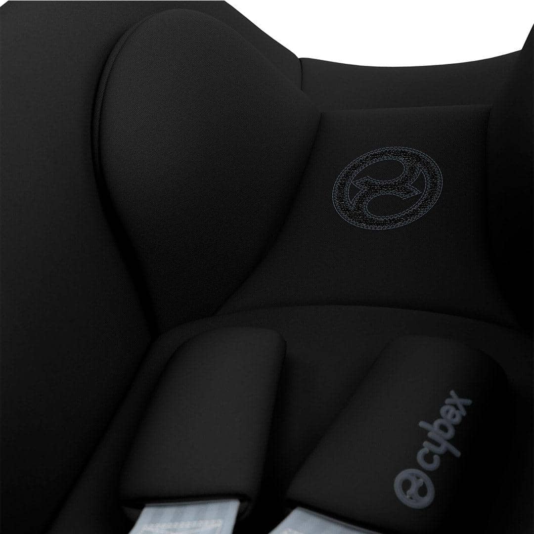 Cybex Cloud T And Base Bundle i - Size Newborn Car Seat - Sepia Black - For Your Little One