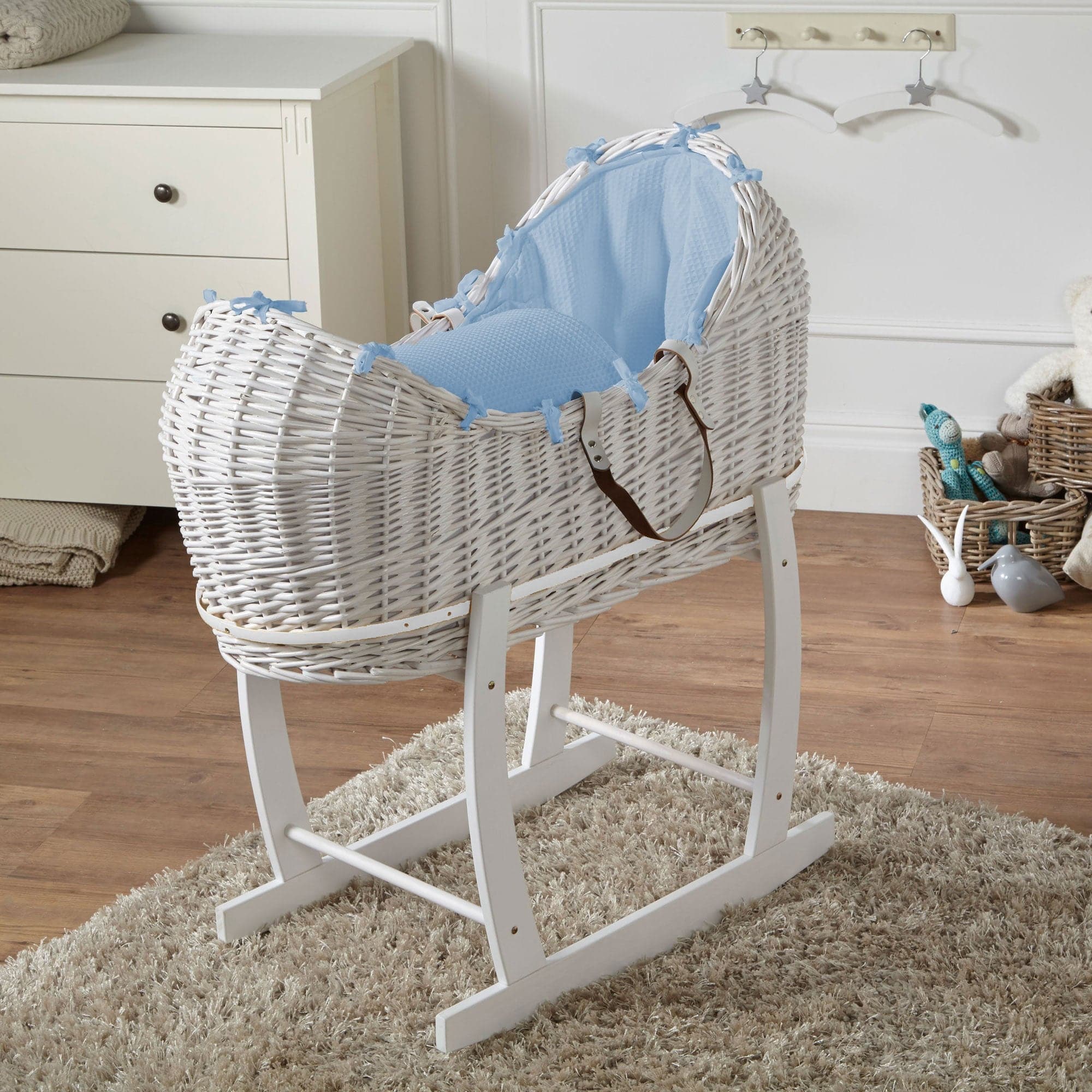 Wicker Deluxe Pod Baby Moses Basket With Stand - White / Waffle / Blue | For Your Little One