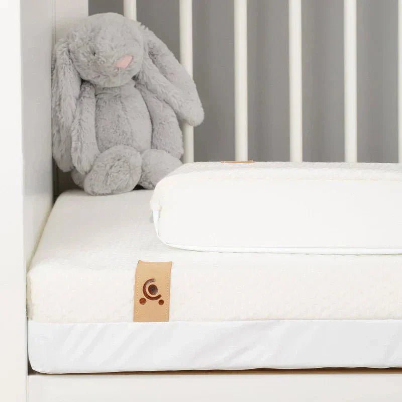 Dreamland Awaits: The CuddleCo Lullaby Bamboo Foam Cot Bed Mattress - For Your Little One