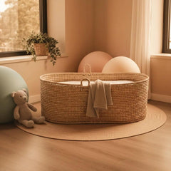 Expert Tips on Moses Basket Age Recommendations for Newborns