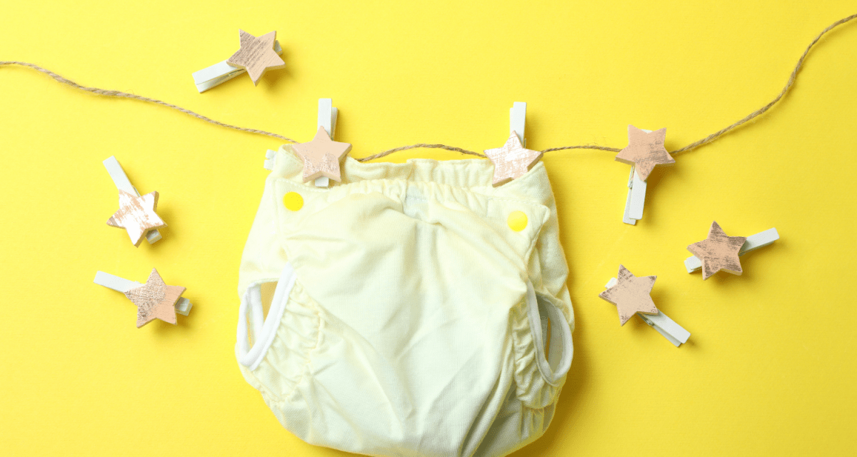 Sustainable Diapering Choices: Exploring Cloth and Disposable Options - For Your Little One