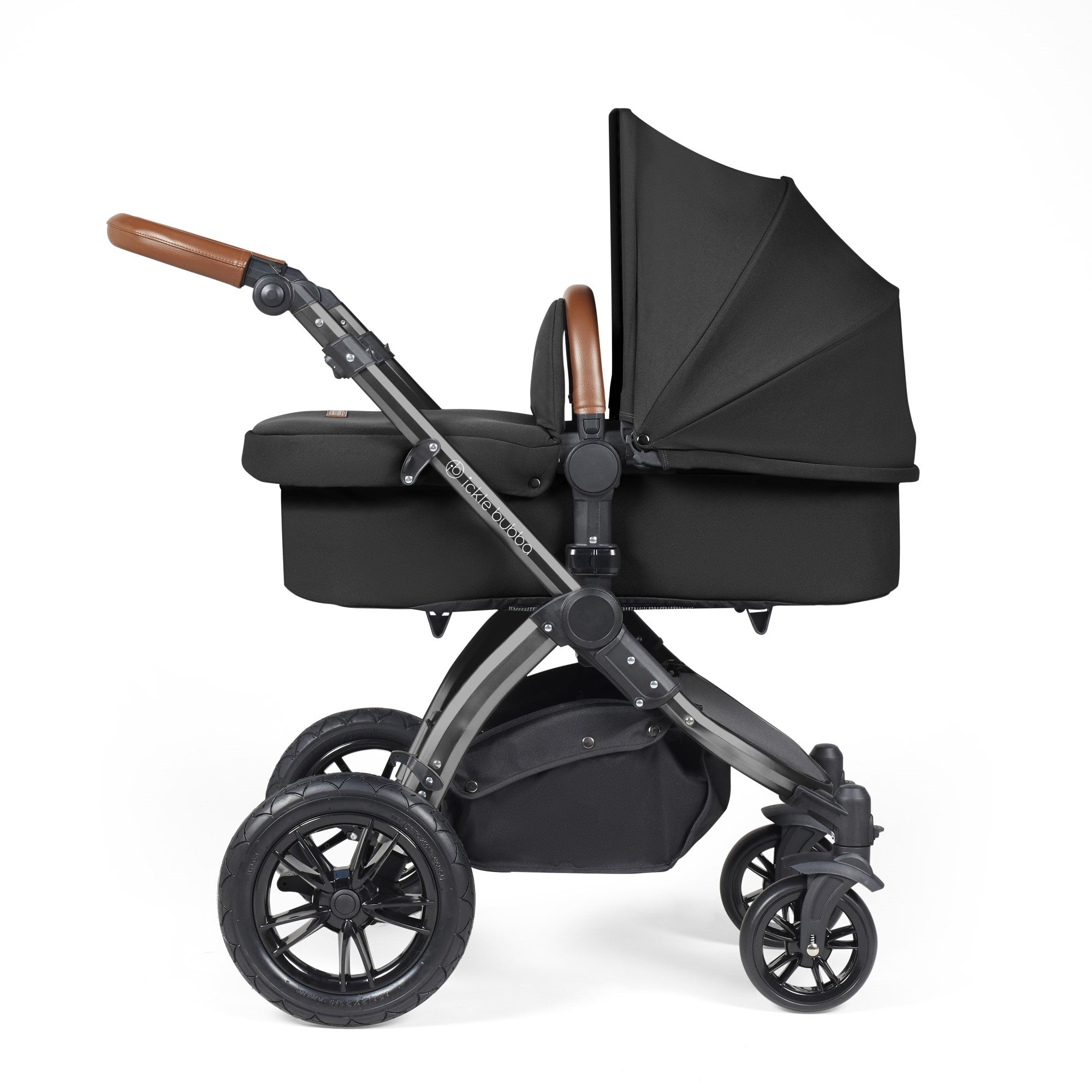 Ickle Bubba Stomp Luxe All-in-One Travel System With Isofix Base - Black / Midnight / Tan   