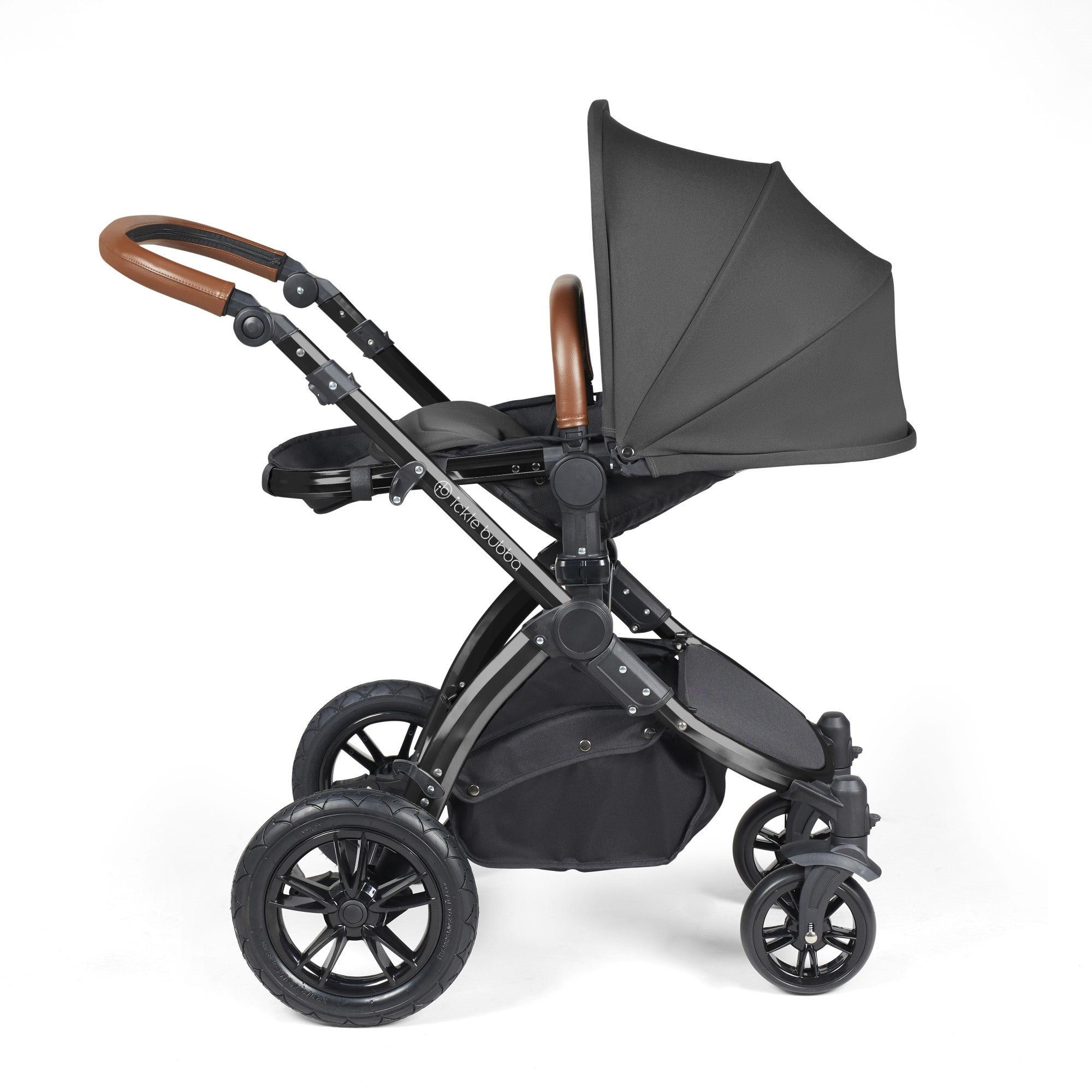 Ickle Bubba Stomp Luxe All-in-One Travel System With Isofix Base - Black / Charcoal Grey / Tan   