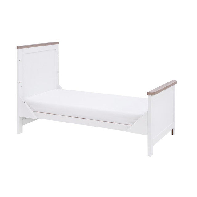 Tutti Bambini Verona Cot Bed - White/Oak   