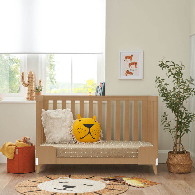 Tutti Bambini Hygge Mini 3 Piece Room Set - White/Light Oak   