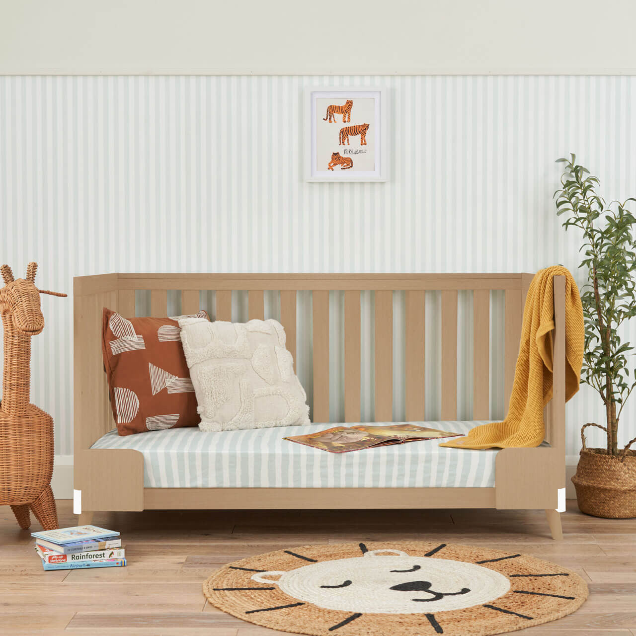 Tutti Bambini Hygge 2 Piece Room Set - White/Light Oak   