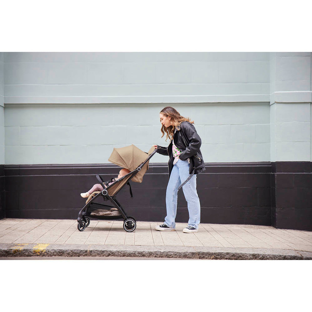 Ickle Bubba Aries Max Autofold Stroller - Black   