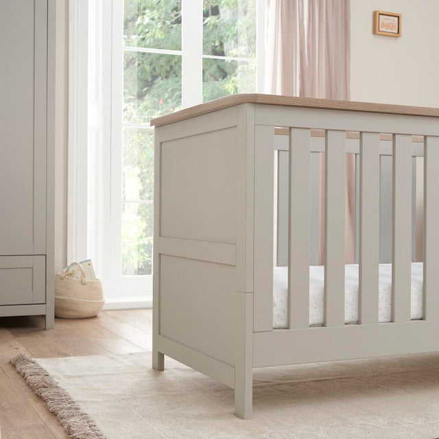 Tutti Bambini Verona Cot Bed - White/Oak   