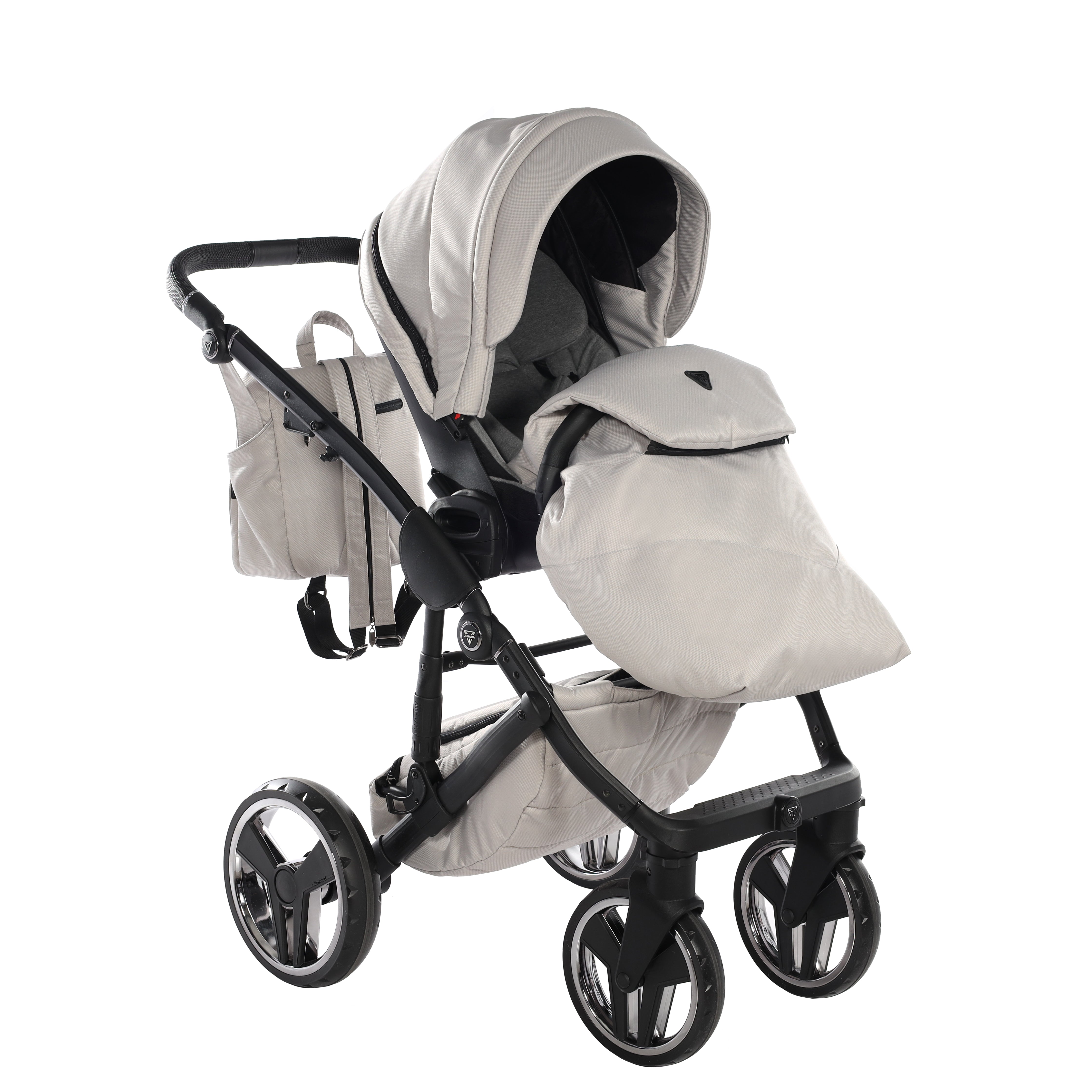 Junama Core 2 in 1 Pram - Clay Grey   