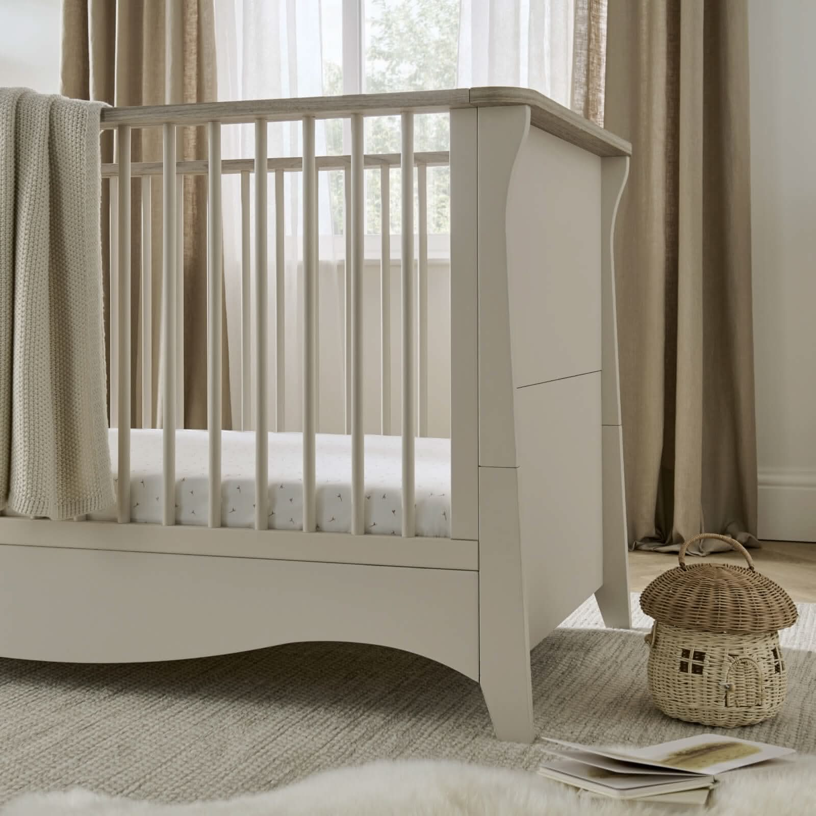 Cuddleco Clara Cot Bed - Cashmere & Ash   