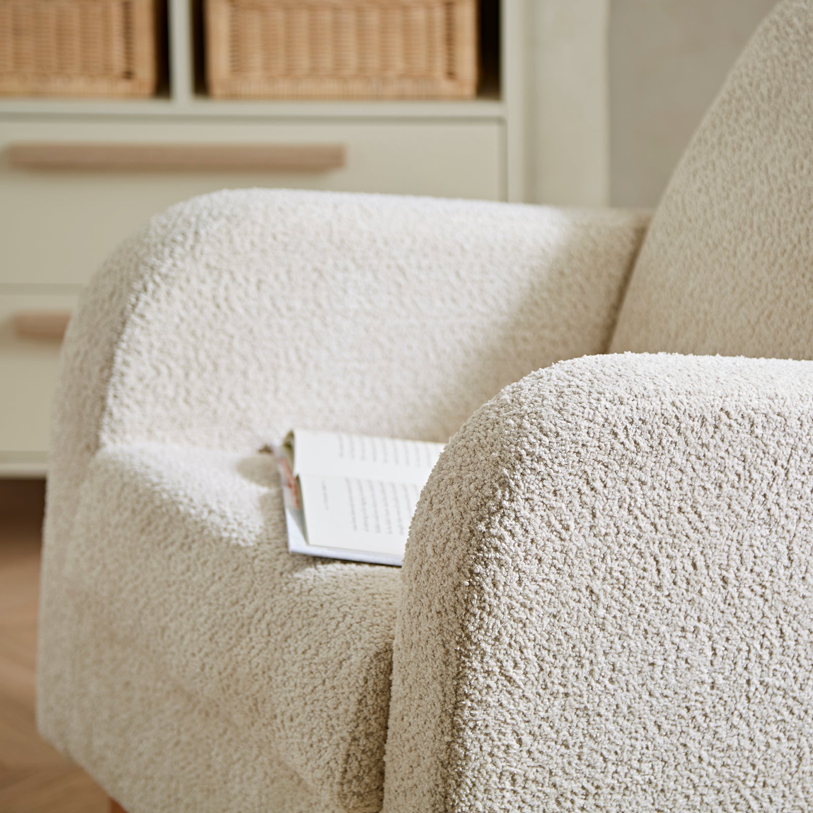 Cuddleco Etta Boucle Nursing Chair - Mushroom