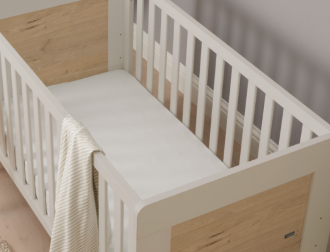 Tutti Bambini Essentials Alba Mini Cot Bed - White Sand / Distressed Oak