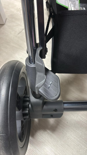 Babystyle Gravity+ Pushchair with car seat and isofix base - Showroom Display Model