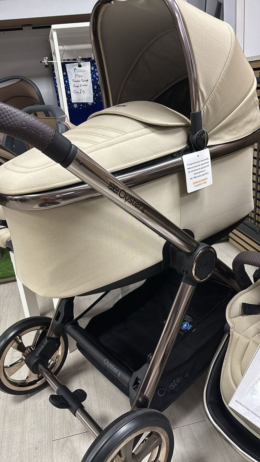 Oyster 4 in Buttermilk - Essential Bundle - Showroom Display Model