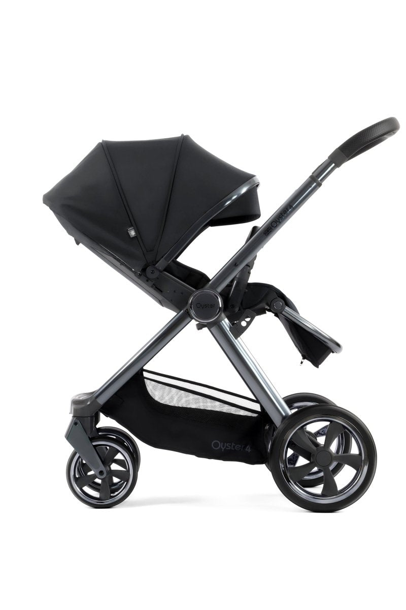 Babystyle Oyster 4 Luxury 7 Piece Travel System Bundle - Carbonite - For Your Little One