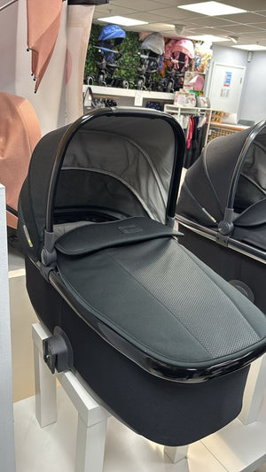 Babystyle Oyster3 Pixel Travel System Bundle – Showroom Clearance - For Your Little One