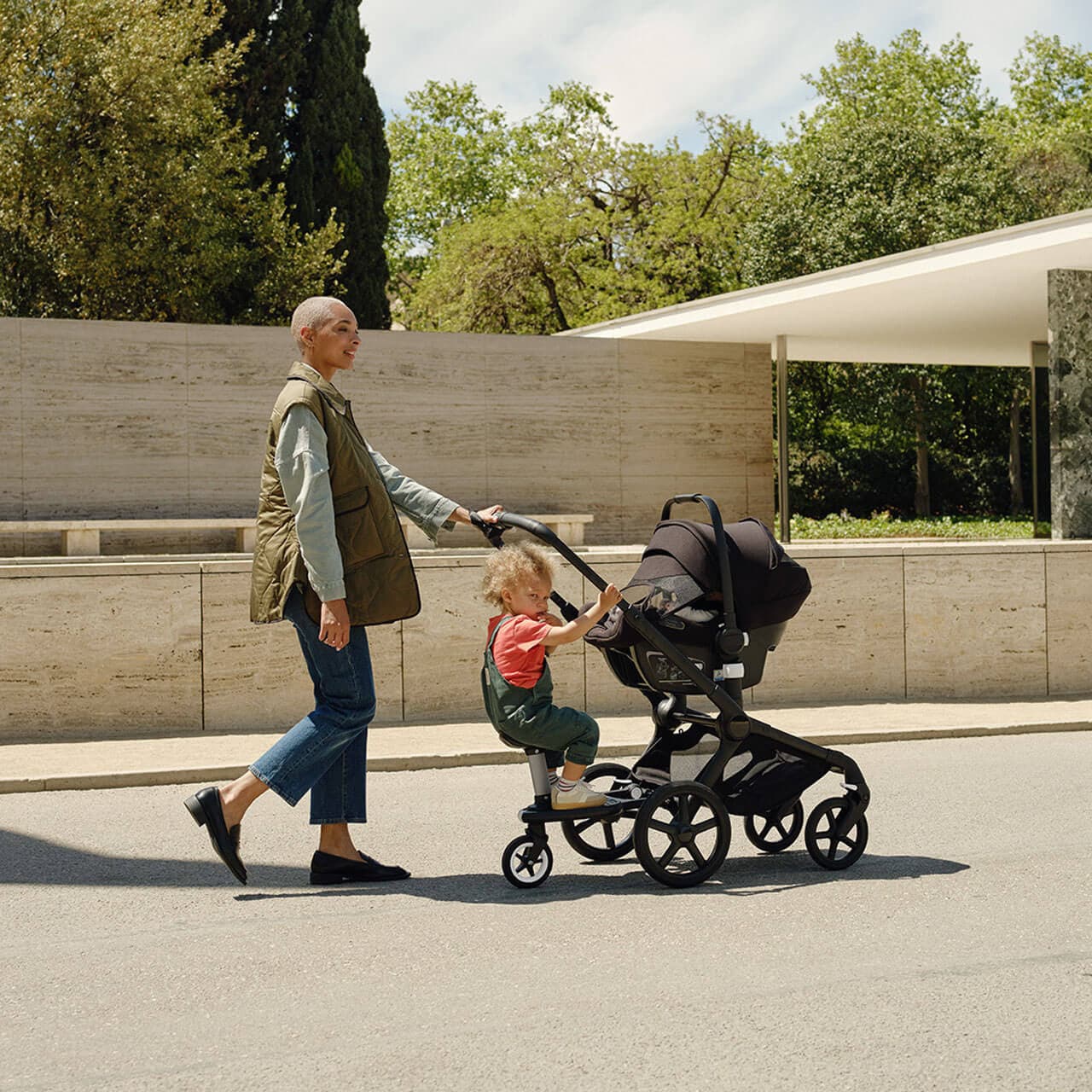 Bugaboo Fox 5 Ultimate Travel System Bundle - Black/Desert Taupe   