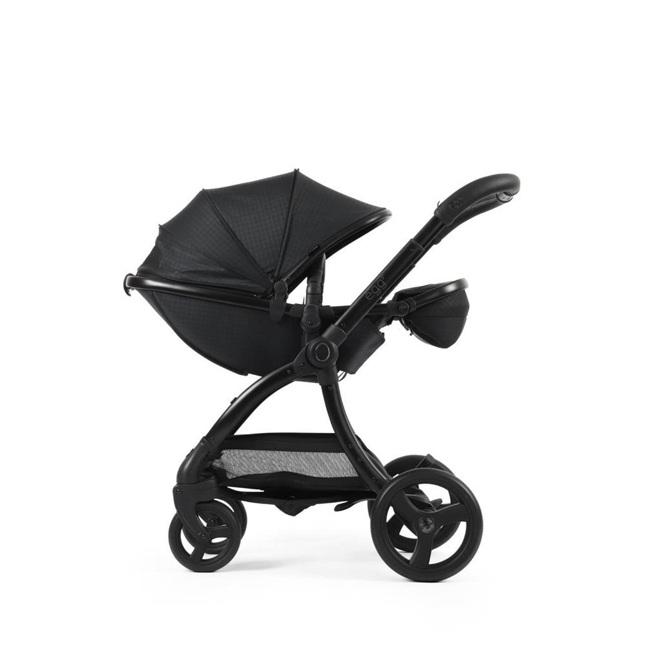 Egg® 3 Luxury Cloud T i-Size Travel System Special Edition Bundle - Houndstooth Black -  | For Your Little One