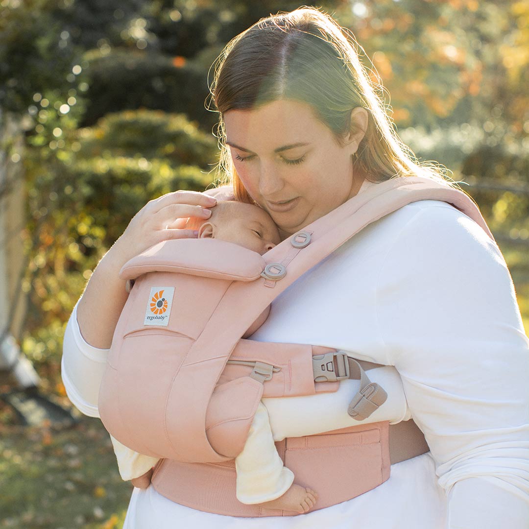 Ergo pink 2024 baby carrier