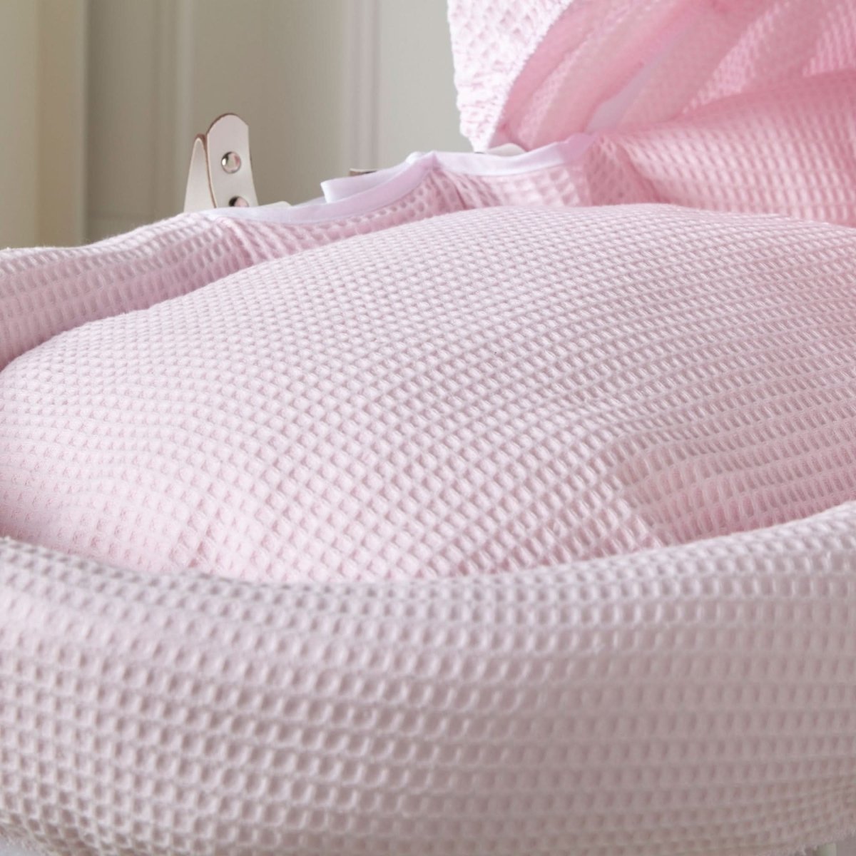 Pink Waffle White Wicker Baby Moses Basket With Stand - For Your Little One