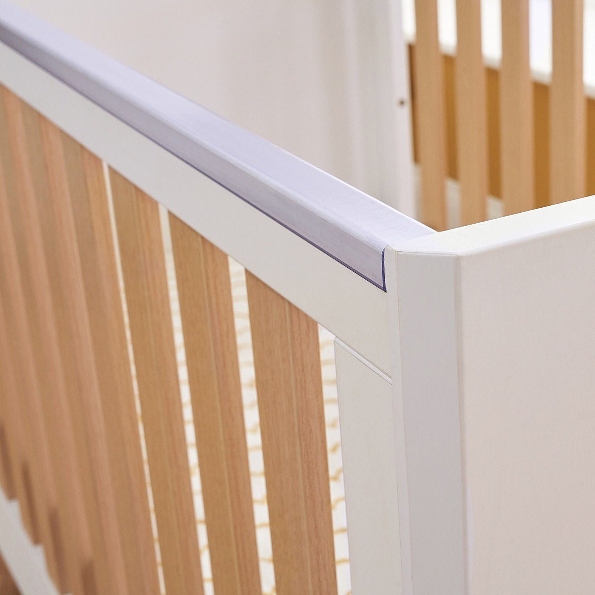 Tutti Bambini Fuori Mini Cot Bed - White/Light Oak - For Your Little One