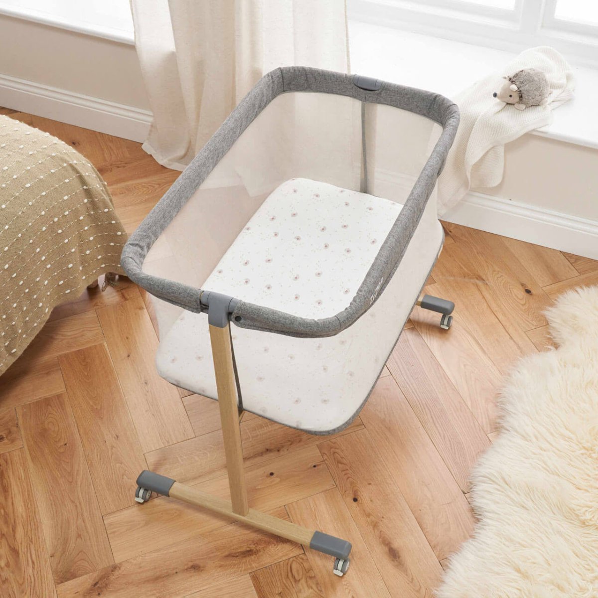 Tutti Bambini Zizee® Breathable Rocking Crib Bundle - Oak and Charcoal - For Your Little One