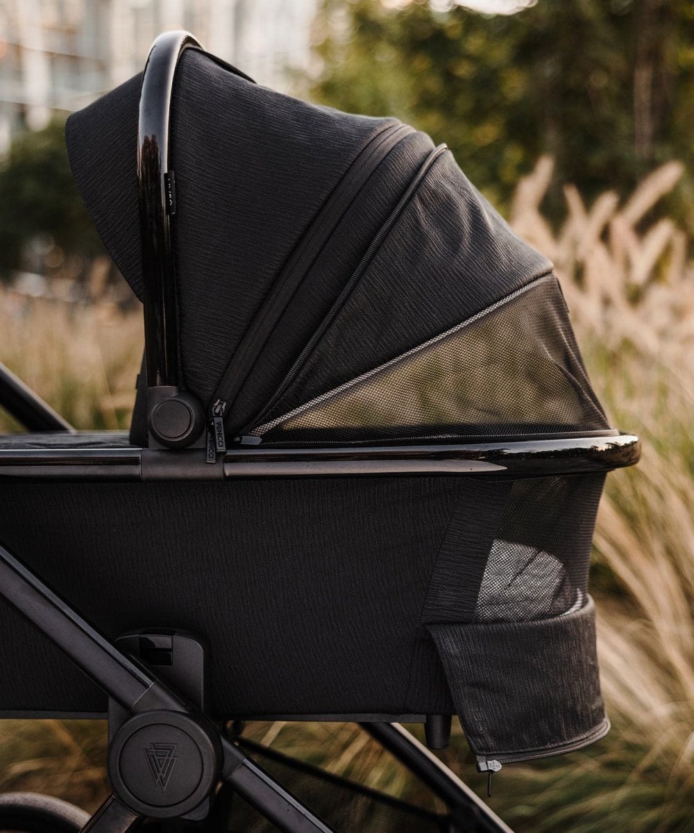 Venicci Tinum Edge 3 In 1 + Base Bundle Travel System - Raven FREE Parasol & Carrycot Elevators - For Your Little One