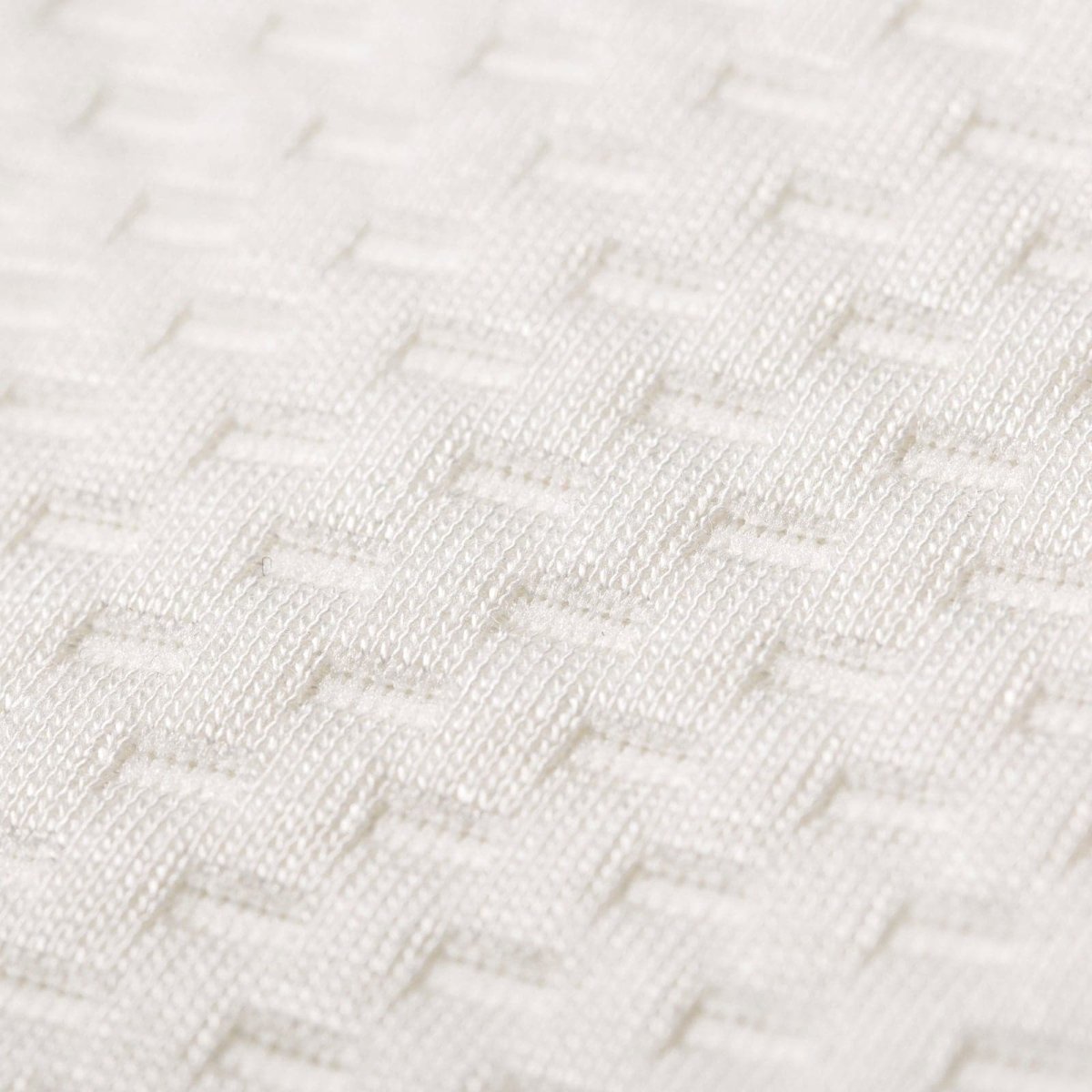 Cuddleco Lullaby Hypo - Allergenic Bamboo Foam Cot Bed Mattress 140 x 70cm - For Your Little One